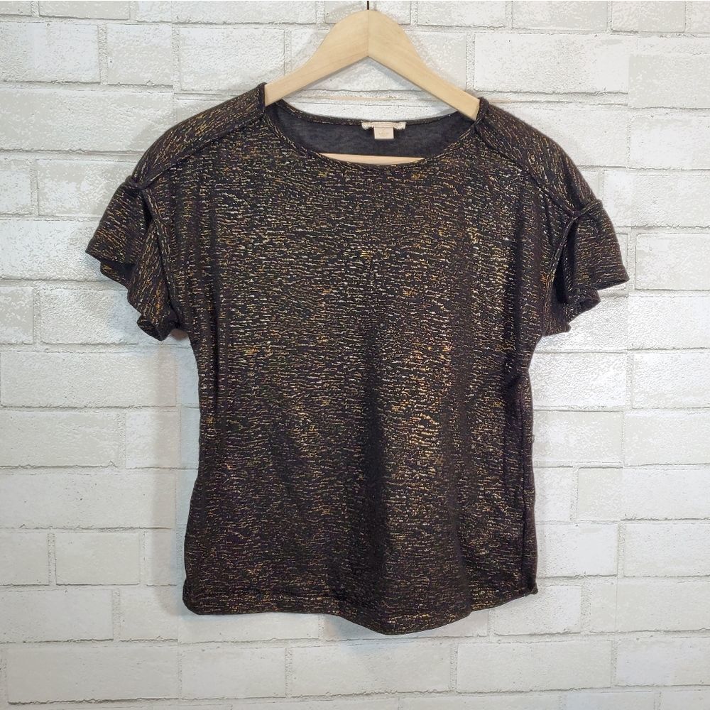 Finn & Grace gold shimmer black tee